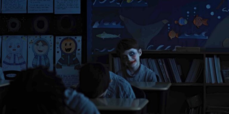 Watch Weapons with the biggest audience possible